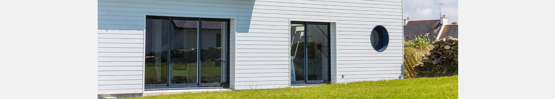 Baie coulissante aluminium sur séjour à Concarneau